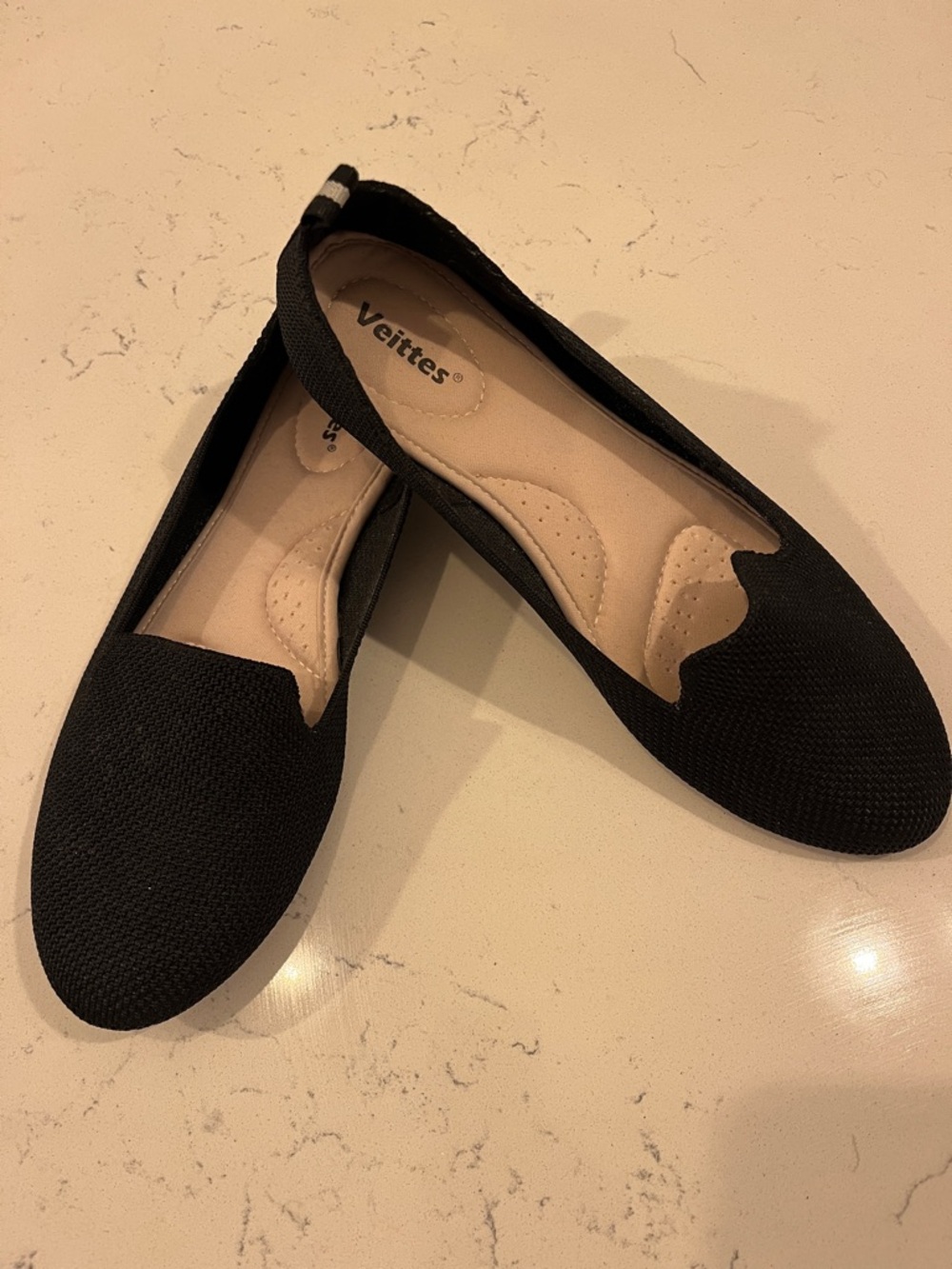 Veittes Women's Black Slip-On Loafers (W10)